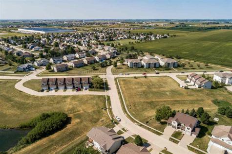 1500-1672 Ponds Edge Court North Liberty IA 52317
