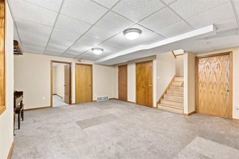 1631 Wetherby Iowa City IA 52240
