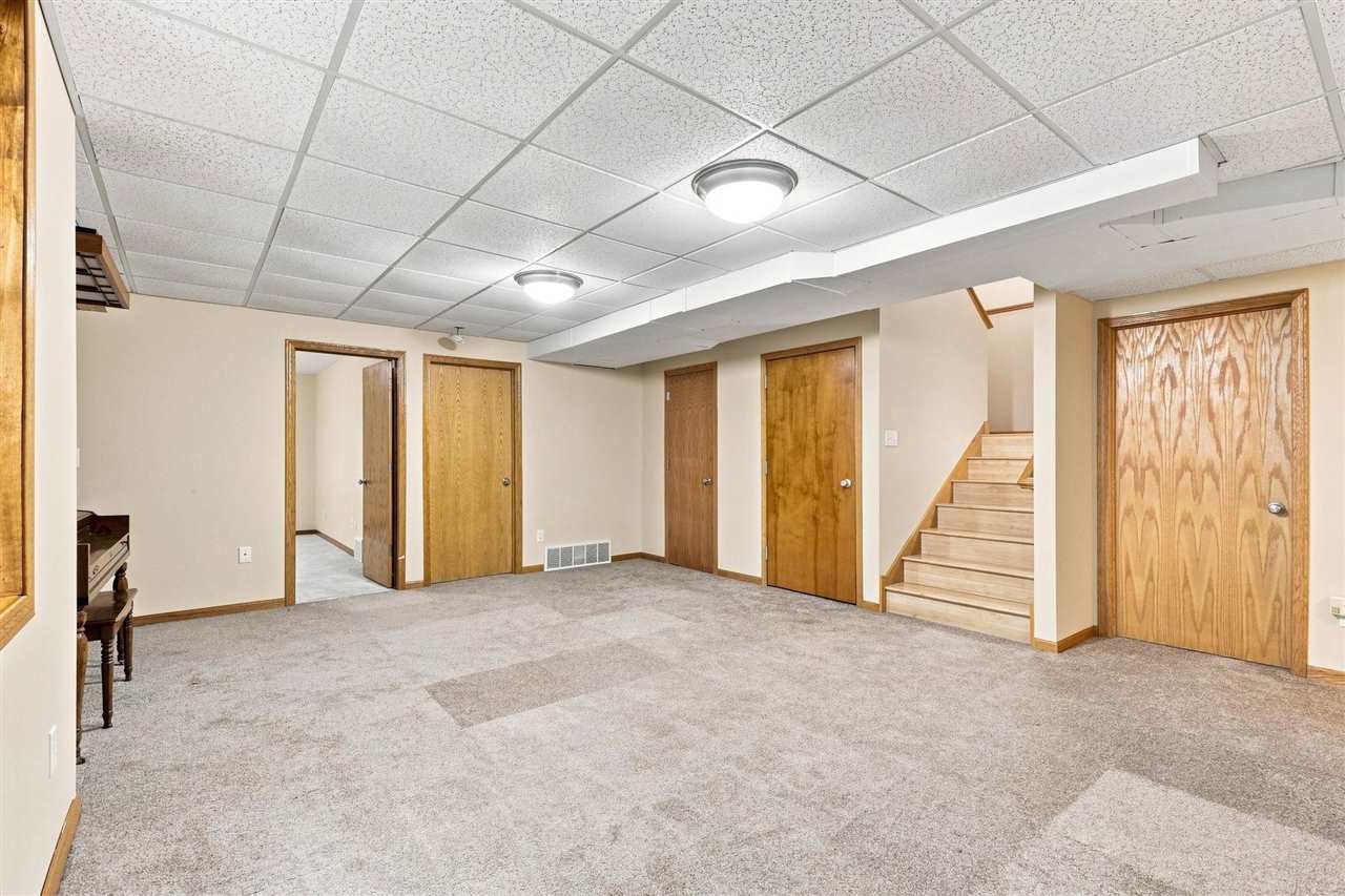 1631 Wetherby Iowa City IA 52240