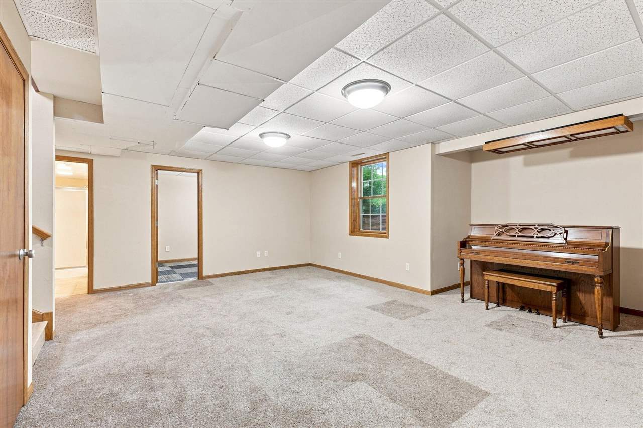 1631 Wetherby Iowa City IA 52240
