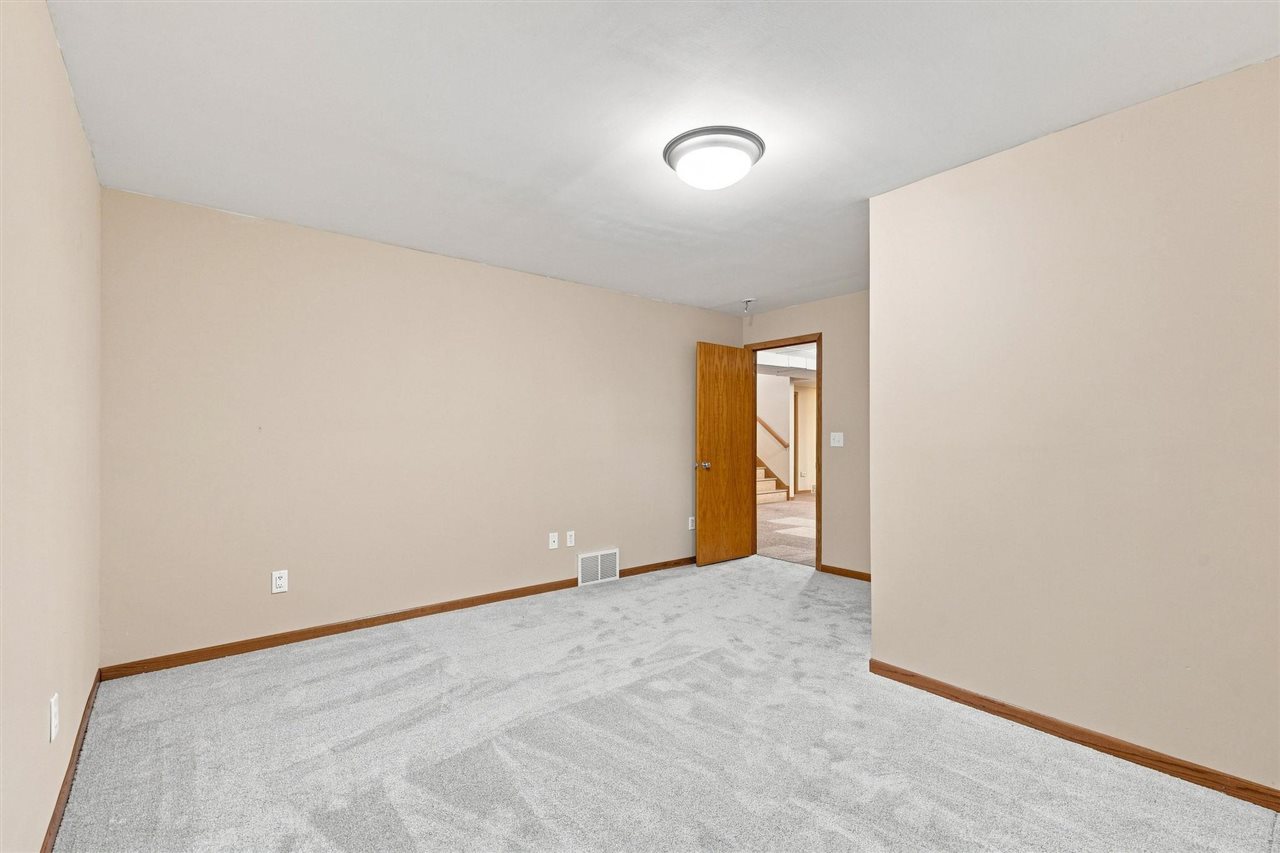 1631 Wetherby Iowa City IA 52240