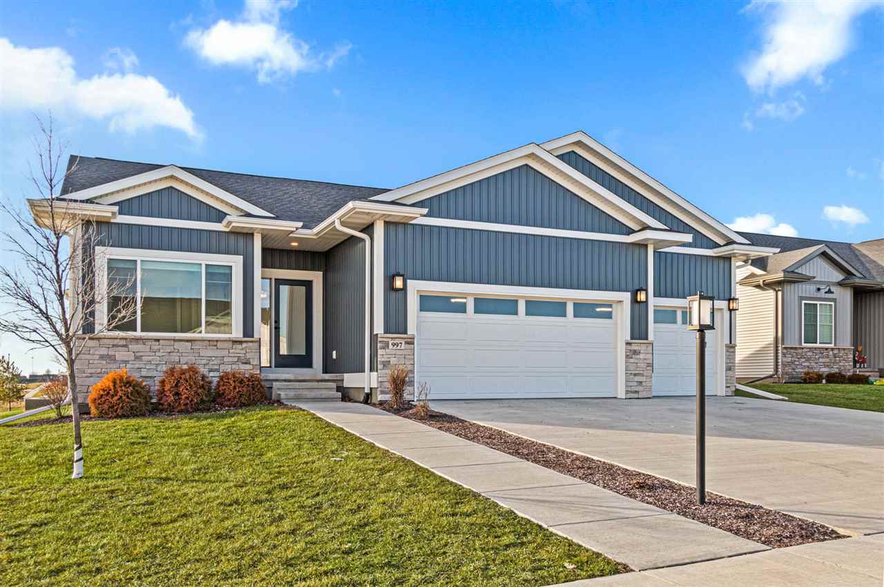 997 Thomas Circle Tiffin IA 52340
