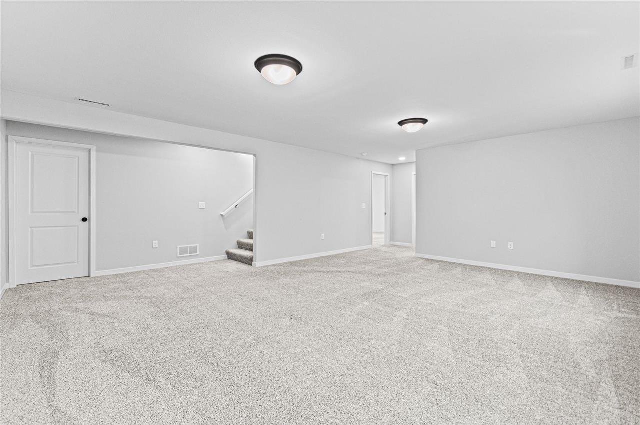 997 Thomas Circle Tiffin IA 52340