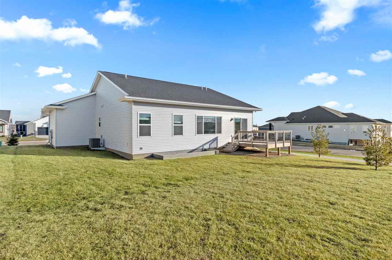 997 Thomas Circle Tiffin IA 52340
