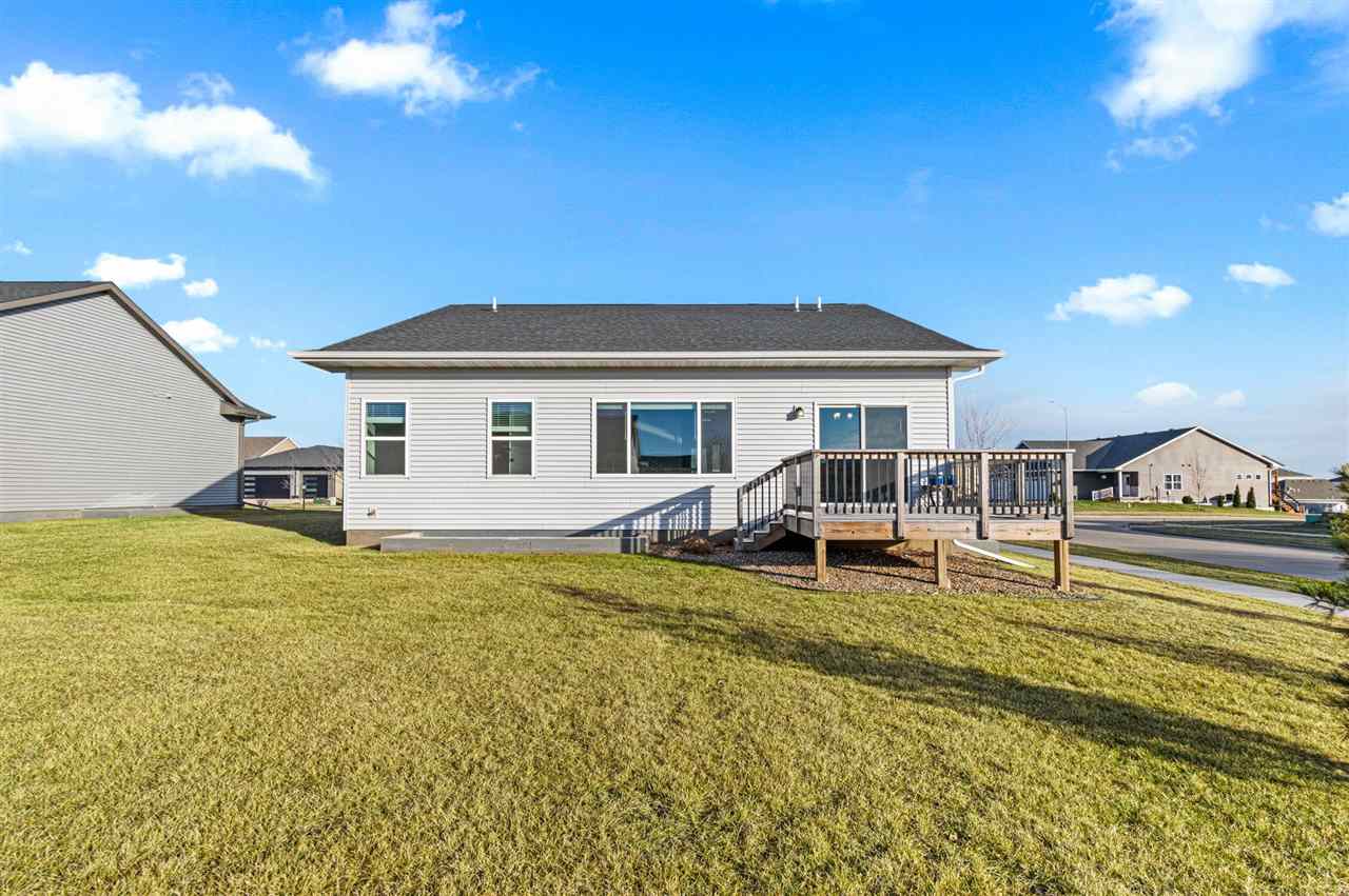997 Thomas Circle Tiffin IA 52340