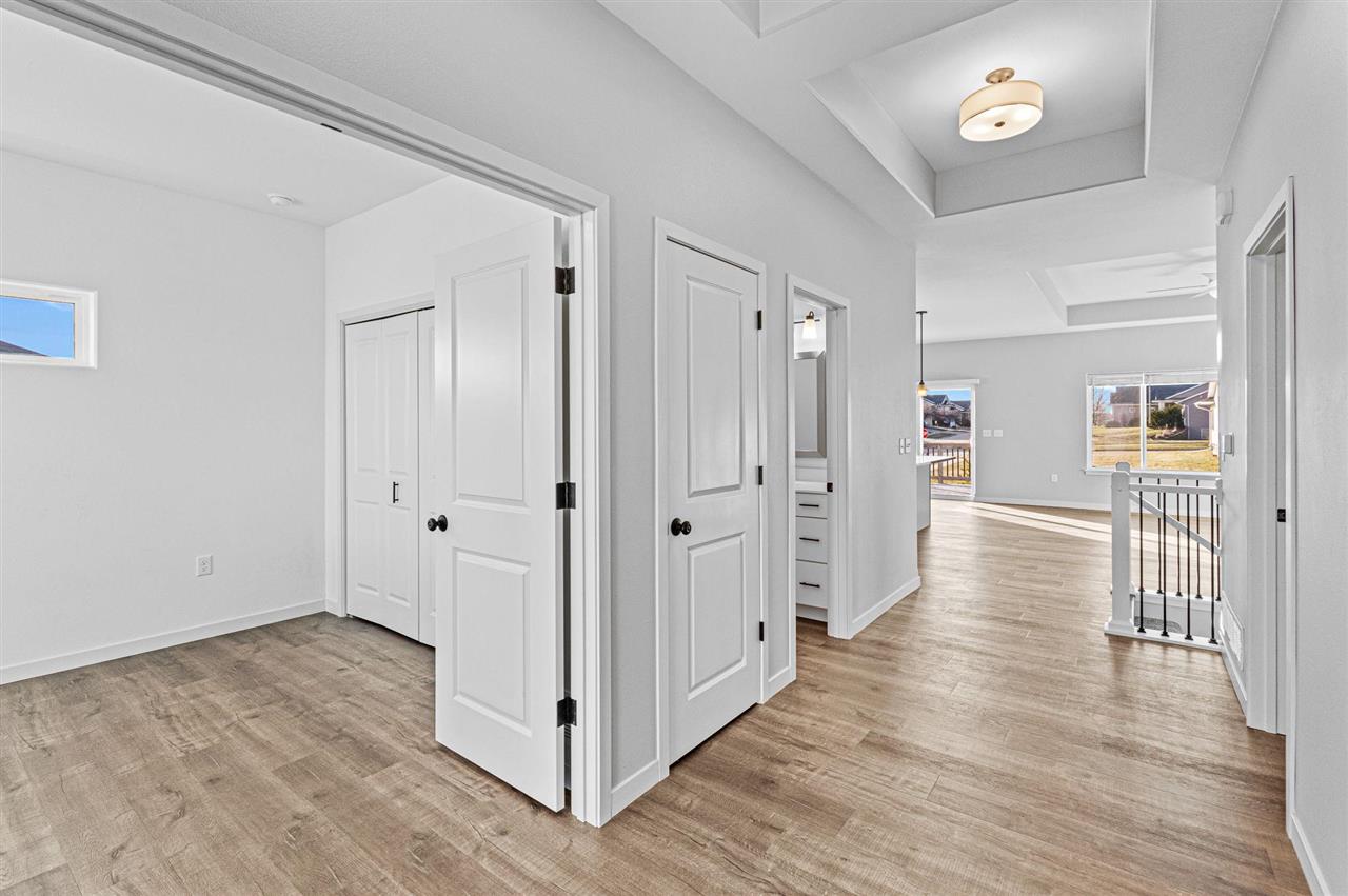 997 Thomas Circle Tiffin IA 52340
