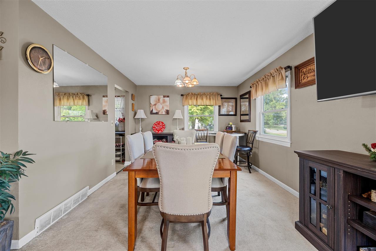 2003 9th Street Place Coralville IA 52241