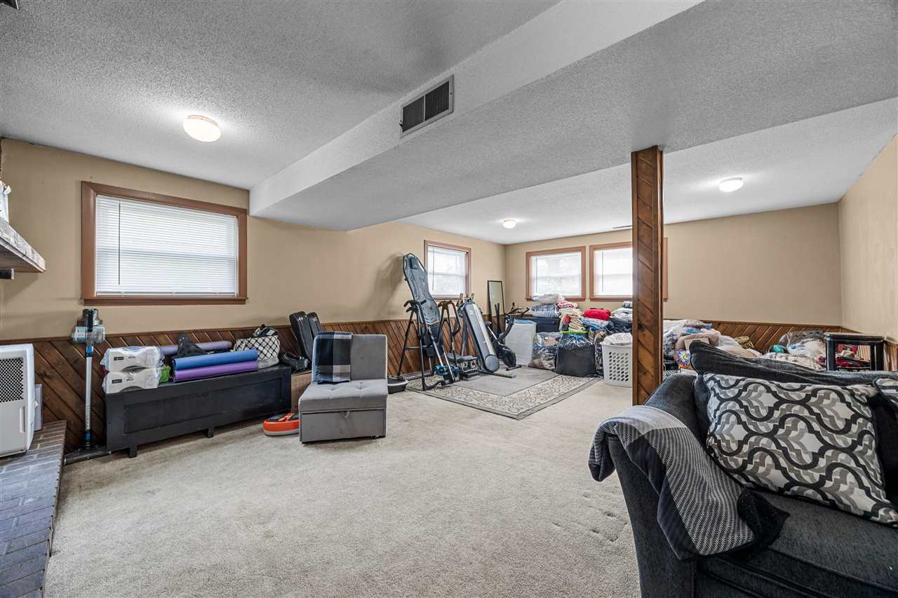 2003 9th Street Place Coralville IA 52241