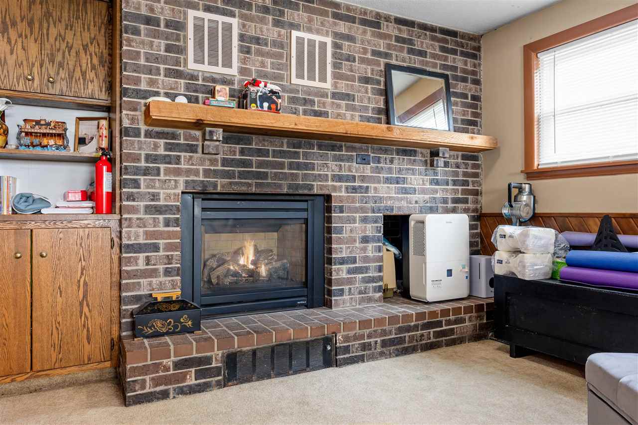 2003 9th Street Place Coralville IA 52241