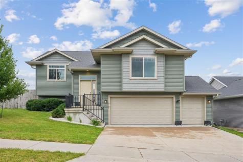 4187 Olivia Court Iowa City IA 52245