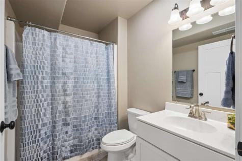 4187 Olivia Court Iowa City IA 52245
