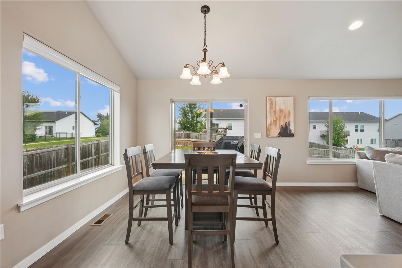 4187 Olivia Court Iowa City IA 52245
