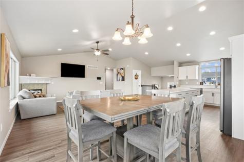 4187 Olivia Court Iowa City IA 52245