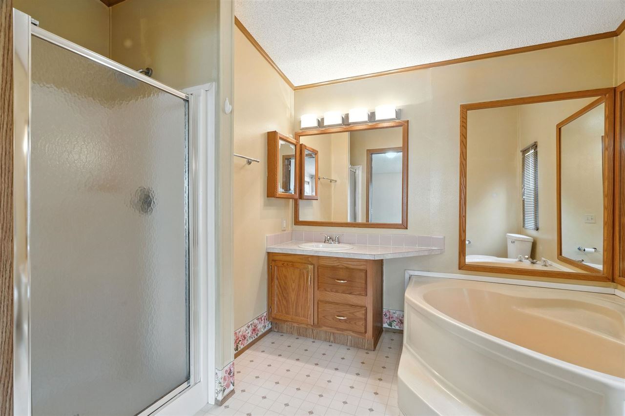 134 Paddock Circle Iowa City IA 52240