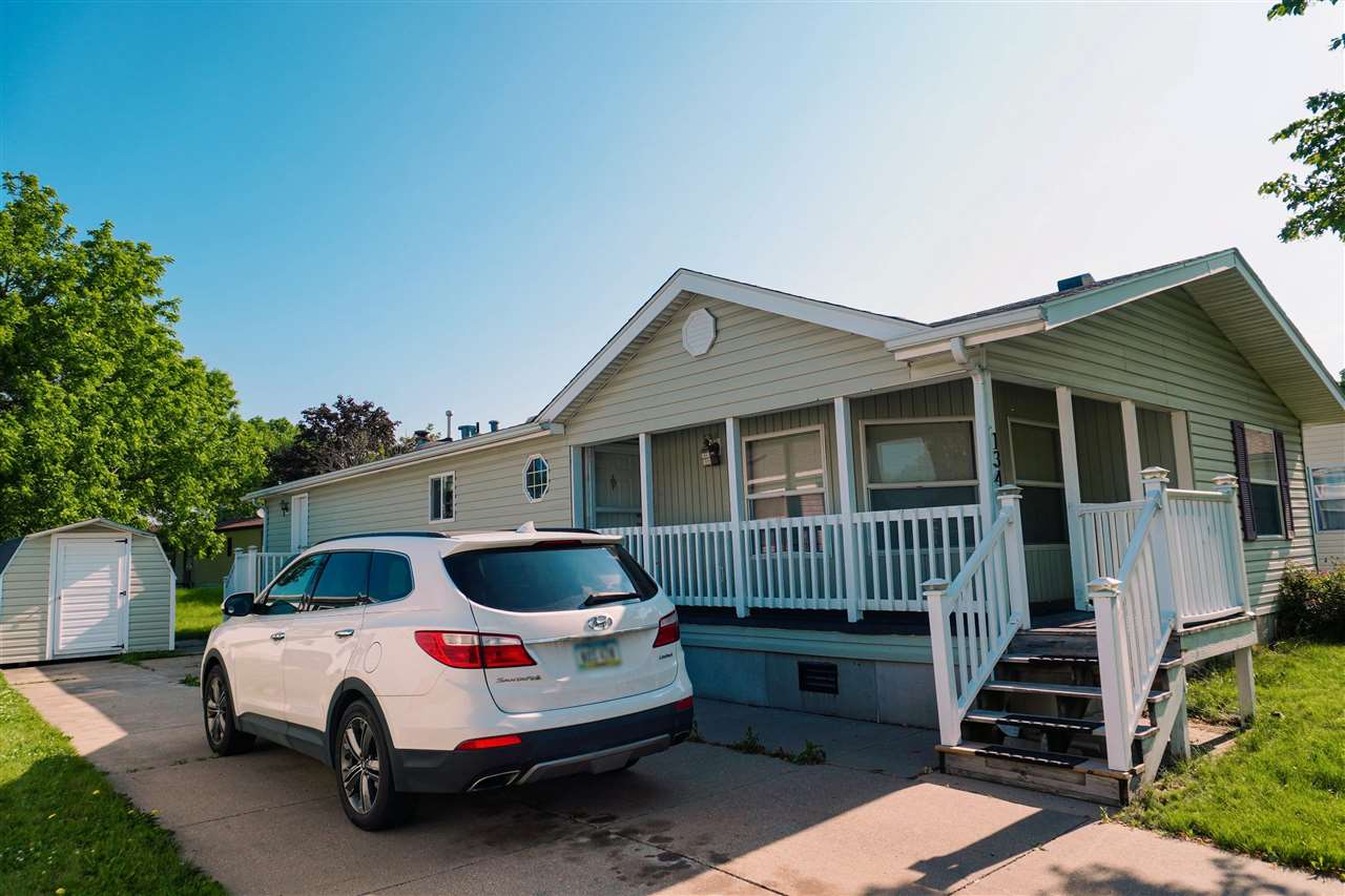 134 Paddock Circle Iowa City IA 52240