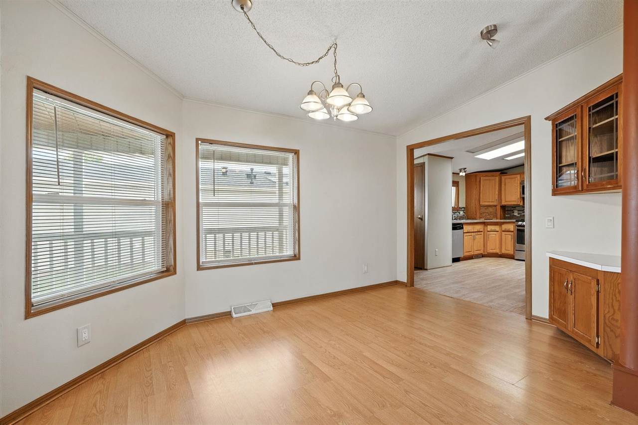 134 Paddock Circle Iowa City IA 52240