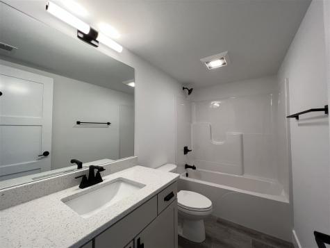 20 S Seven Oaks Road North Liberty IA 52317