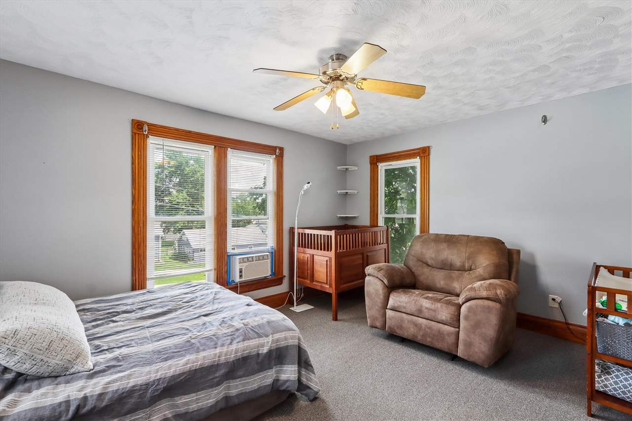 180 E 3rd Riverside IA 52327