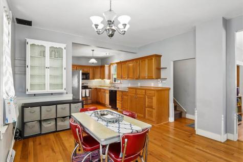 180 E 3rd Riverside IA 52327