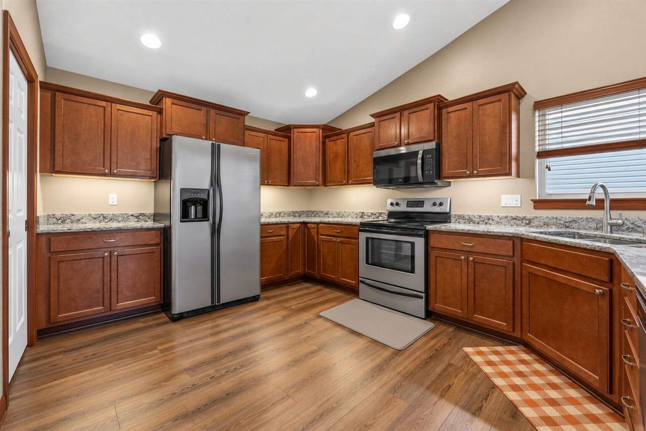 5503 Ruhd Street SW Cedar Rapids IA 52404