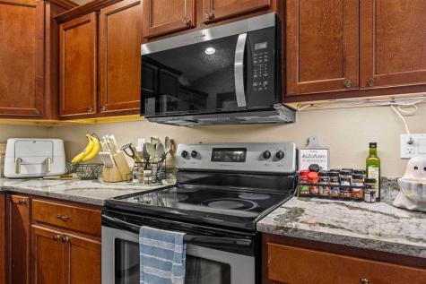 5503 Ruhd Street SW Cedar Rapids IA 52404