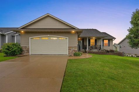 5503 Ruhd Street SW Cedar Rapids IA 52404