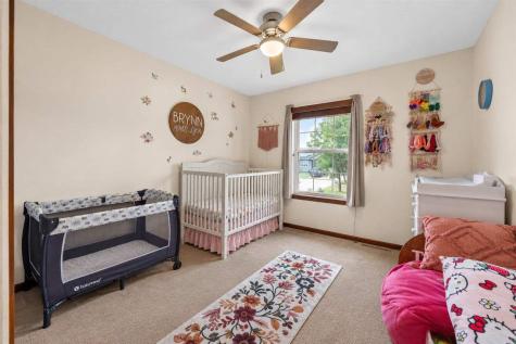 5503 Ruhd Street SW Cedar Rapids IA 52404