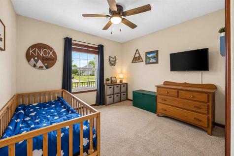 5503 Ruhd Street SW Cedar Rapids IA 52404