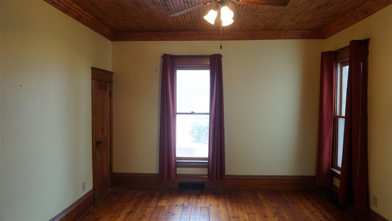 4985 640th Street Lone Tree IA 52755