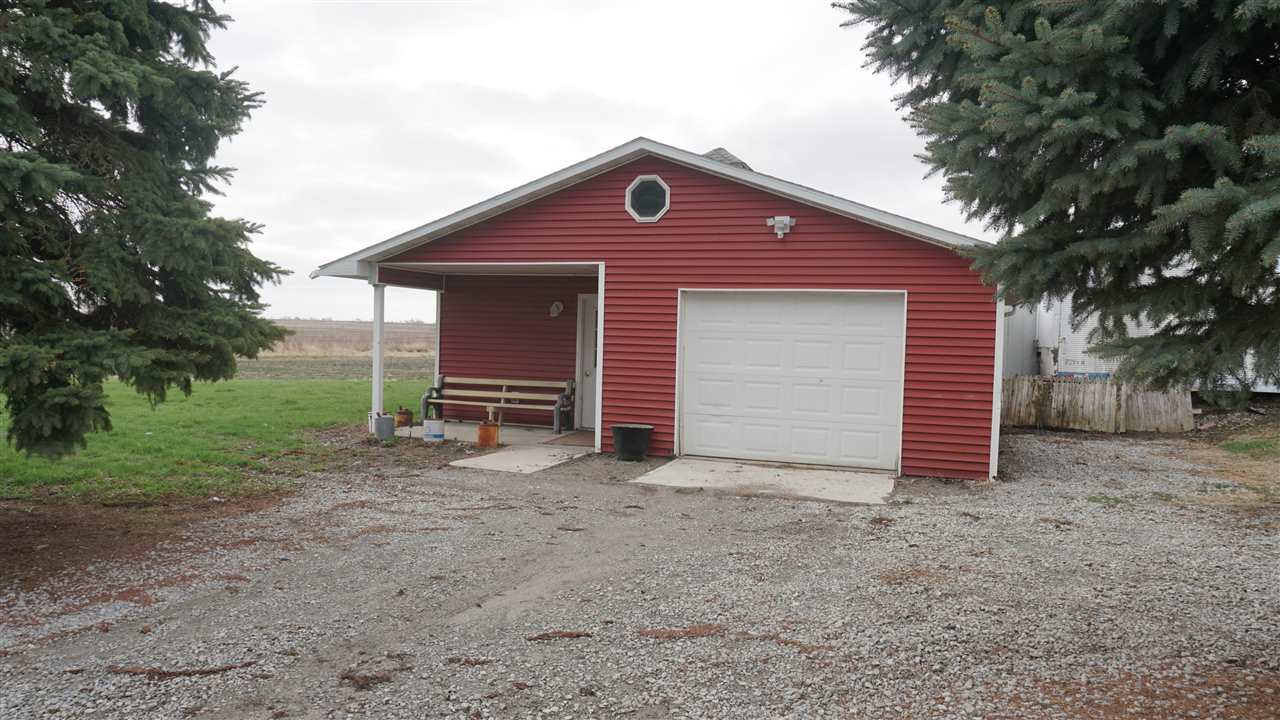 4985 640th Street Lone Tree IA 52755