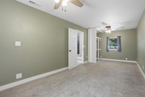 904 N 6th Avenue Washington IA 52353