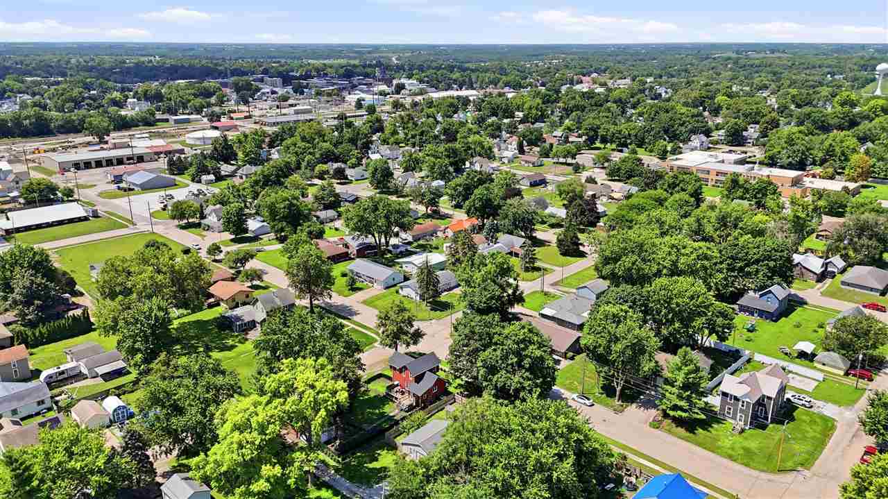 904 N 6th Avenue Washington IA 52353