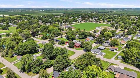 904 N 6th Avenue Washington IA 52353