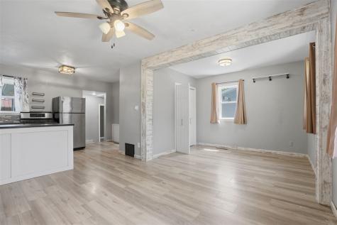 904 N 6th Avenue Washington IA 52353