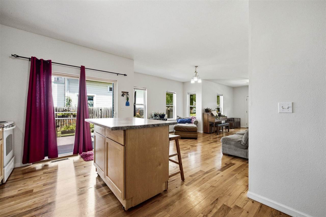 1310 SW J Street Cedar Rapids IA 52404
