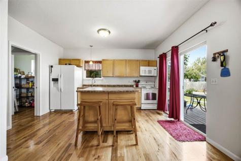 1310 SW J Street Cedar Rapids IA 52404