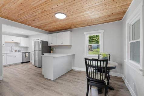 69 26th Avenue SW Cedar Rapids IA 52404