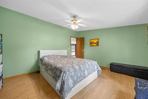 1650 W Forevergreen Road North Liberty IA 52317