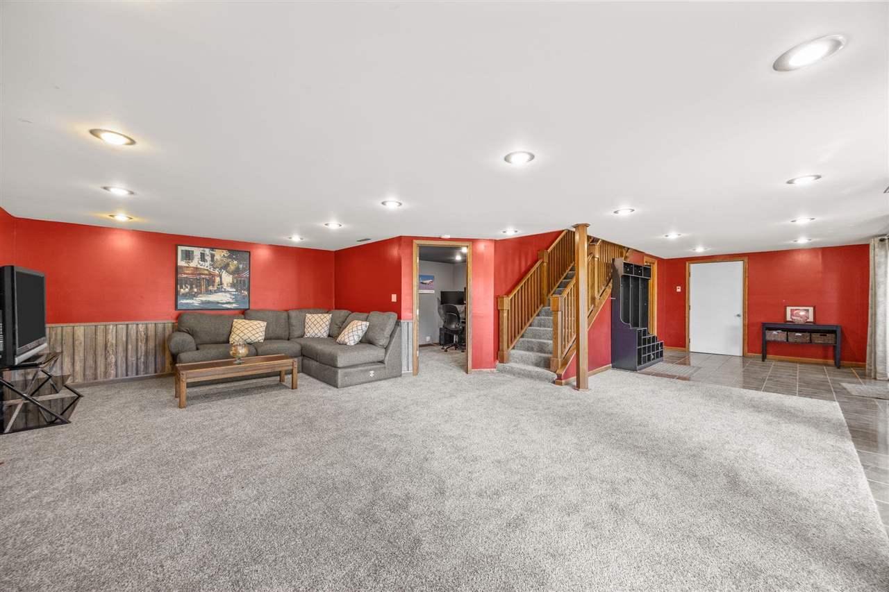 1650 W Forevergreen Road North Liberty IA 52317