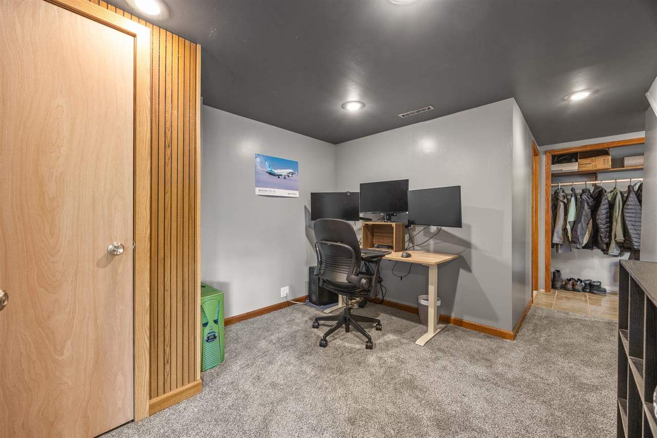 1650 W Forevergreen Road North Liberty IA 52317