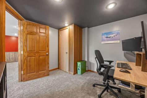 1650 W Forevergreen Road North Liberty IA 52317