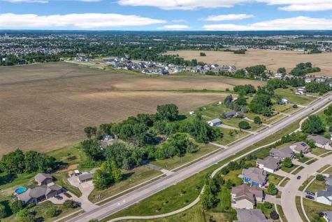 1650 W Forevergreen Road North Liberty IA 52317