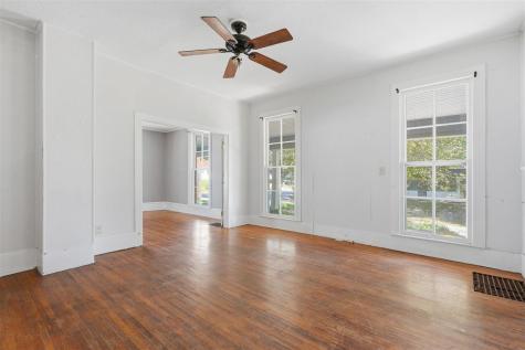 603 W Jefferson Washington IA 52353