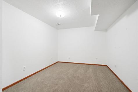 507 C Avenue Atkins IA 52206