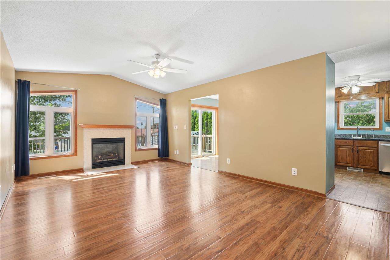 507 C Avenue Atkins IA 52206