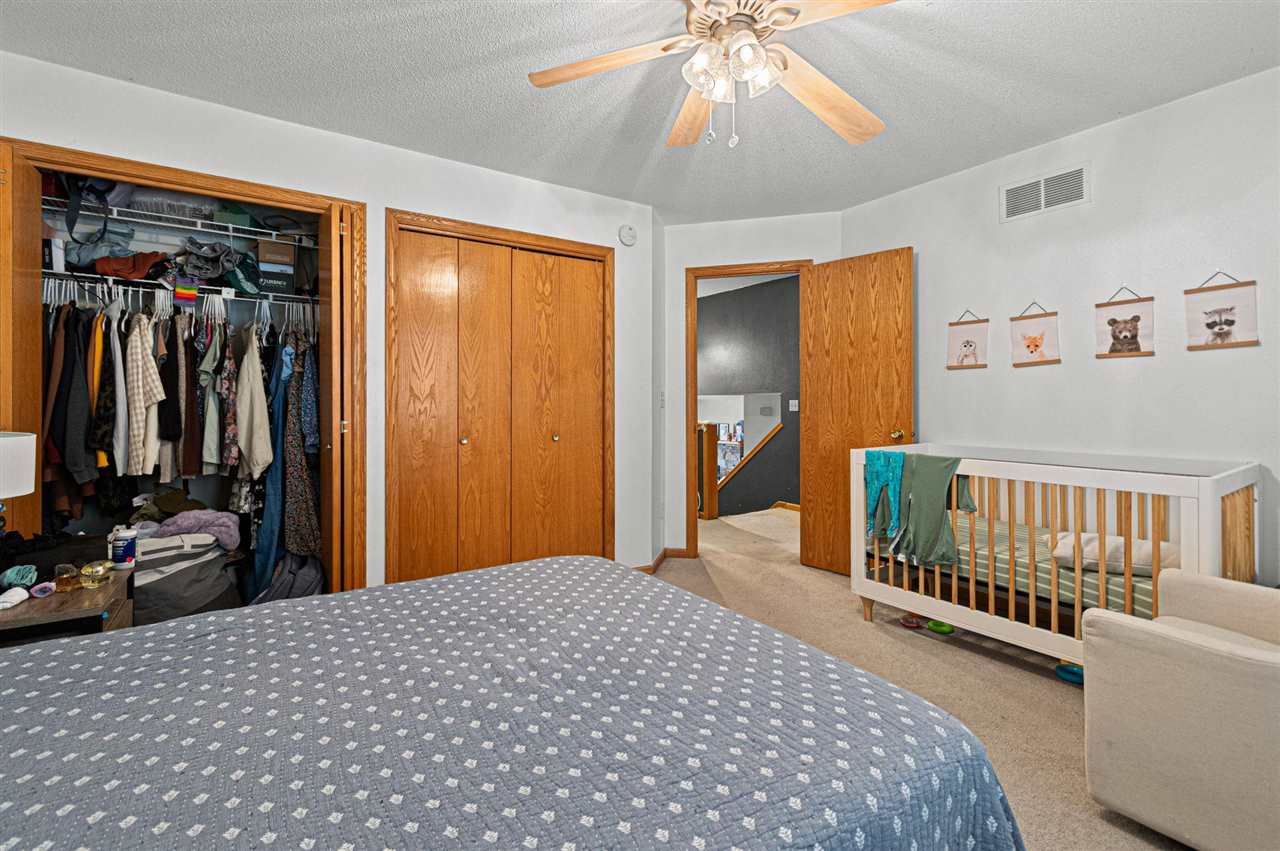 1943 Plaen View Drive Iowa City IA 52246