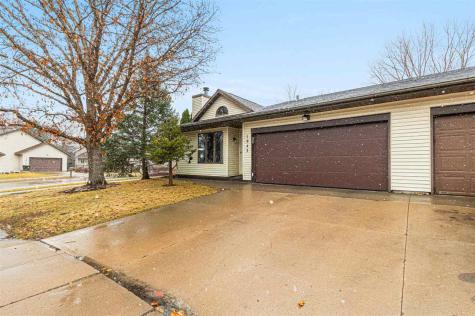 1943 Plaen View Drive Iowa City IA 52246