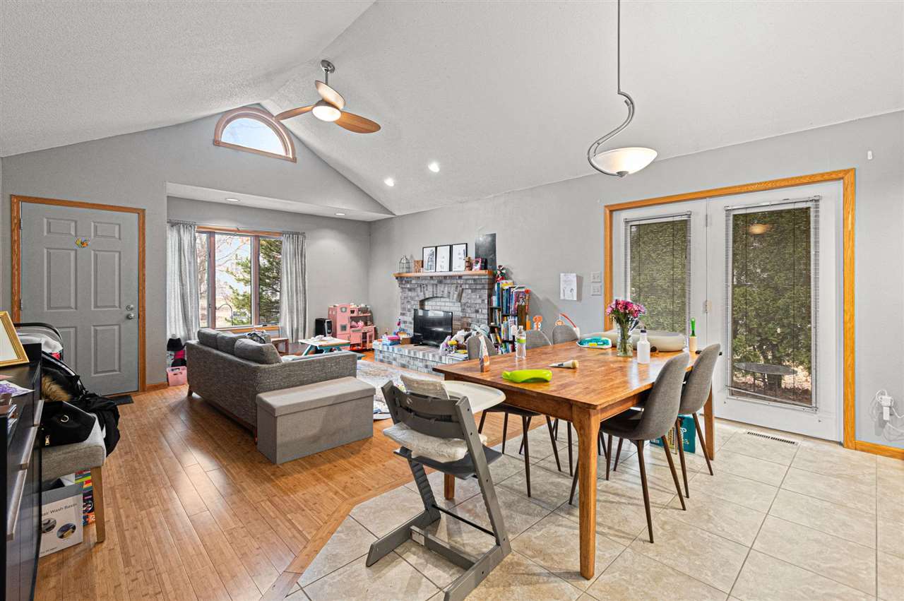 1943 Plaen View Drive Iowa City IA 52246