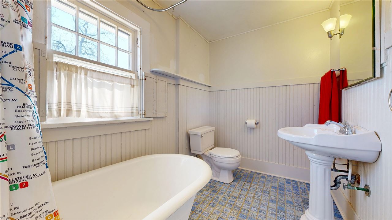 708 Rundell Street Iowa City IA 52240