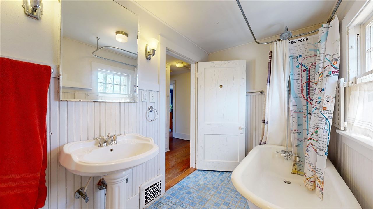 708 Rundell Street Iowa City IA 52240